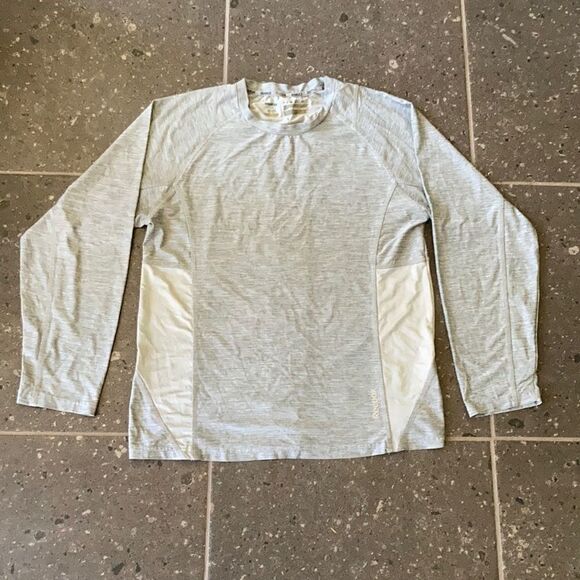 Reebok active wear long sleeve shirt Large - Picture 1 of 7